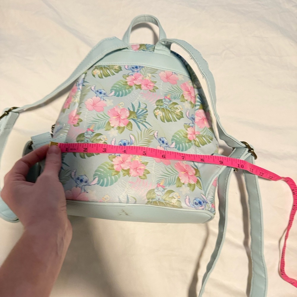 Loungefly Disney Lilo & Stitch Tropical Friends Mini Backpack + Stitch Keychain - Picture 3 of 9
